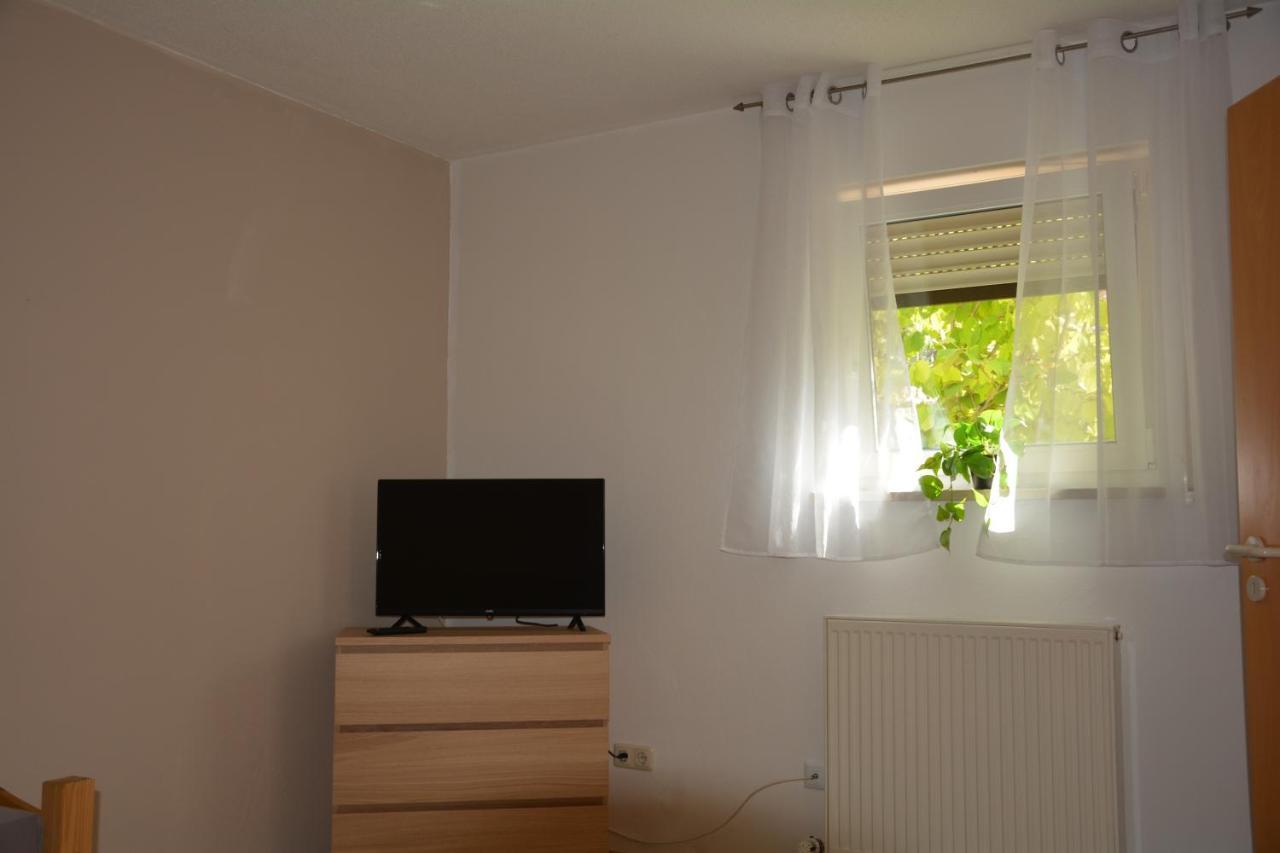 Ferienwohnung Christina Ursensollen Bagian luar foto