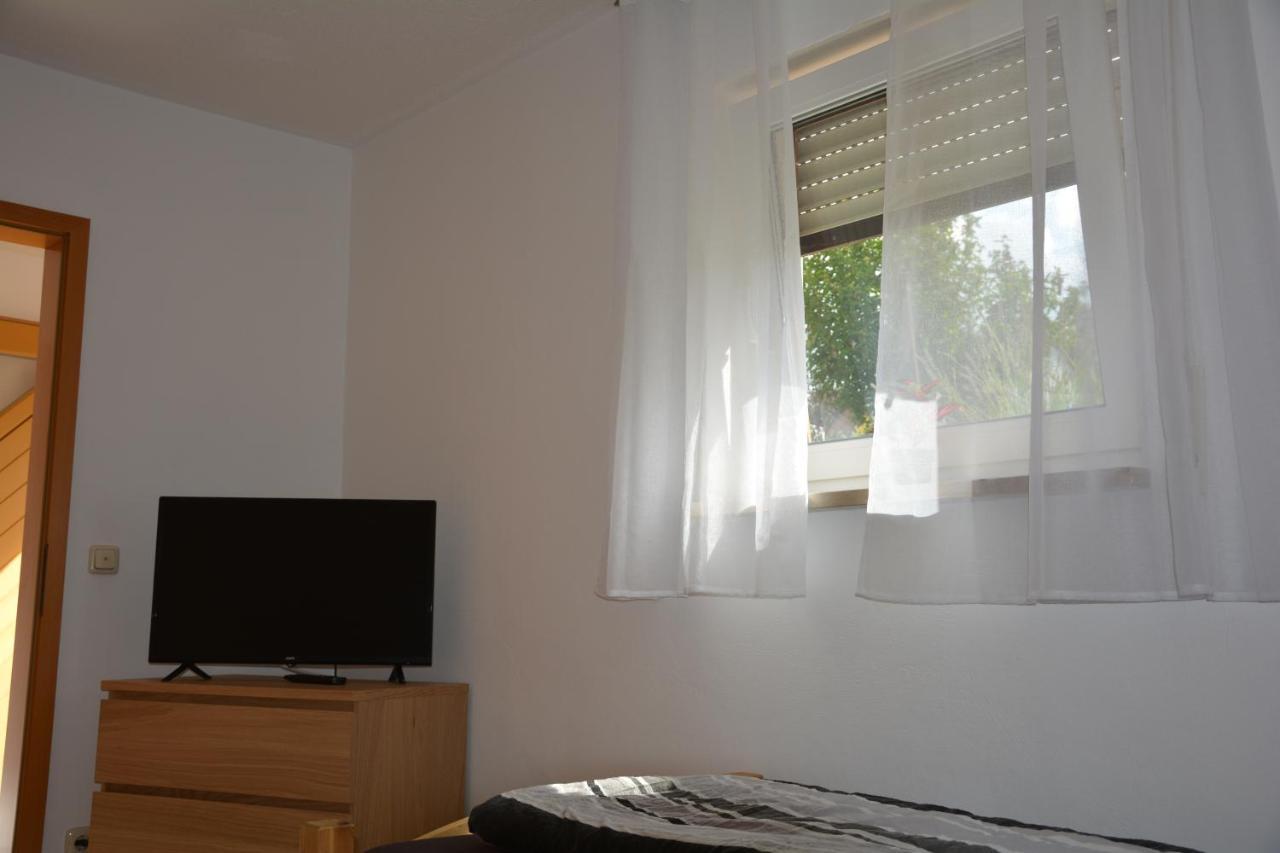Ferienwohnung Christina Ursensollen Bagian luar foto